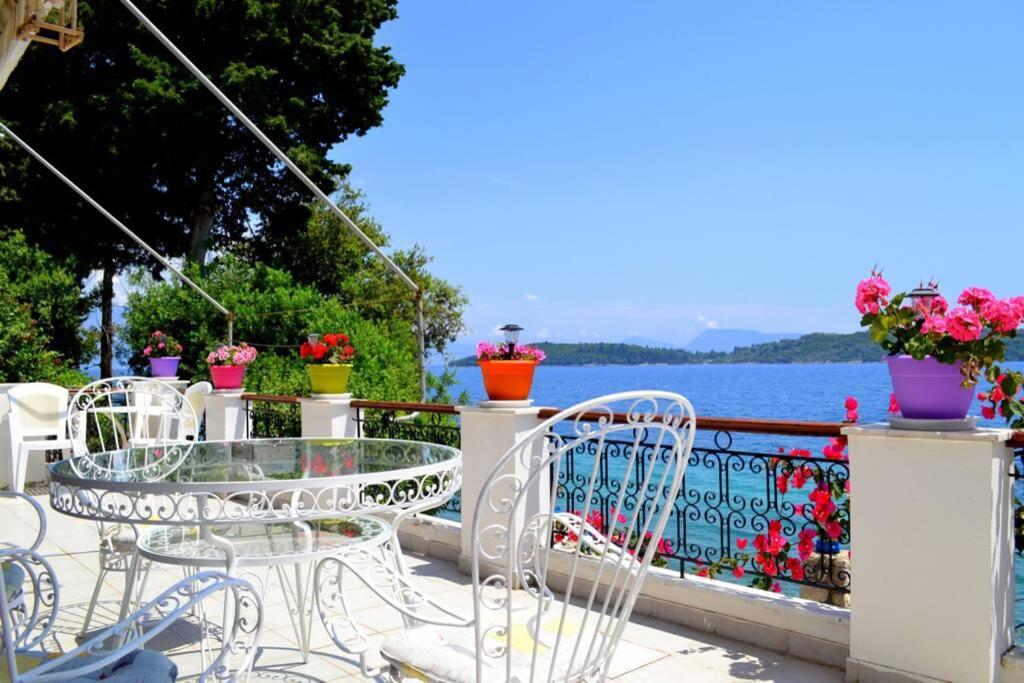 Villa Violeta Lefkada Nydri Ngoại thất bức ảnh